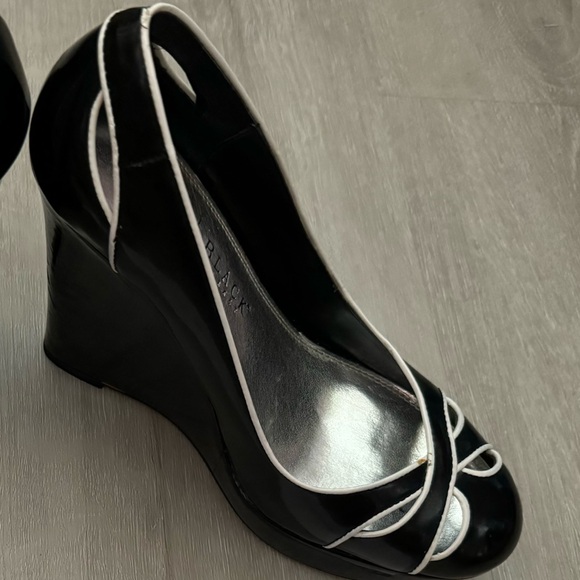 White House Black Market Patent Leather Platforms - 6 - Picture 4 of 14